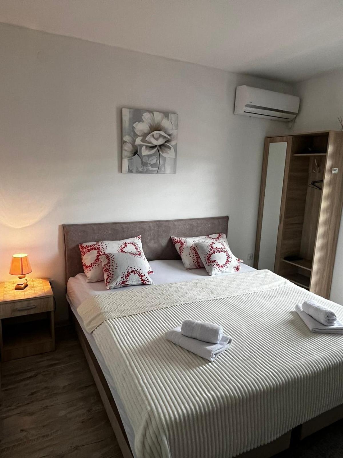 Apartmani Nikolic Visegrad Ruang foto