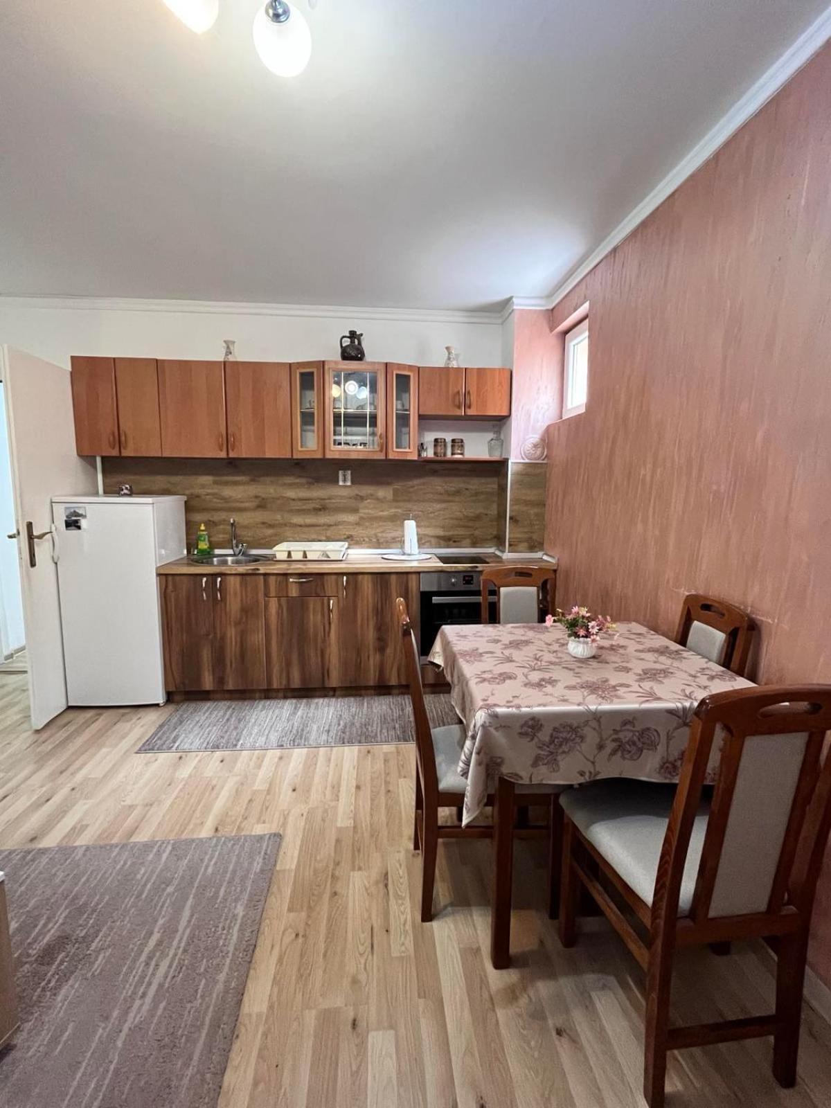 Apartmani Nikolic Visegrad Bagian luar foto